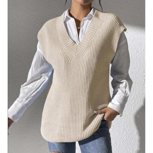Marc By Marc Jacobs Jackets & Blazers - Marc by Marc Jacobs Women's Knit V-Neck Sweater Vest, Small